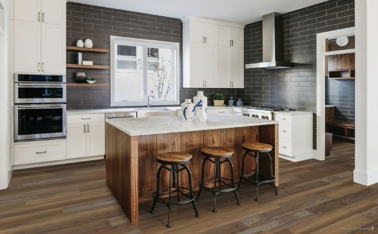 wood grain luxury vinyl